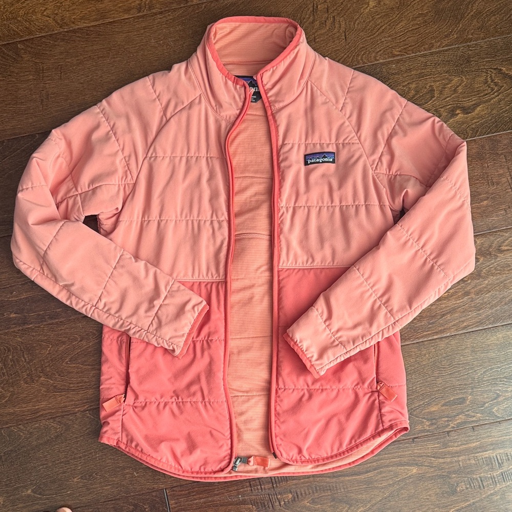 Patagonia Women’s Coral Light Puffer Jacket